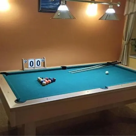 بيت ضيافة Adak