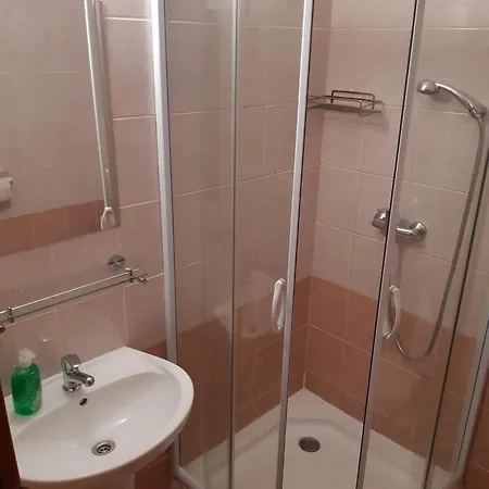 Adak بيت ضيافة Párnica